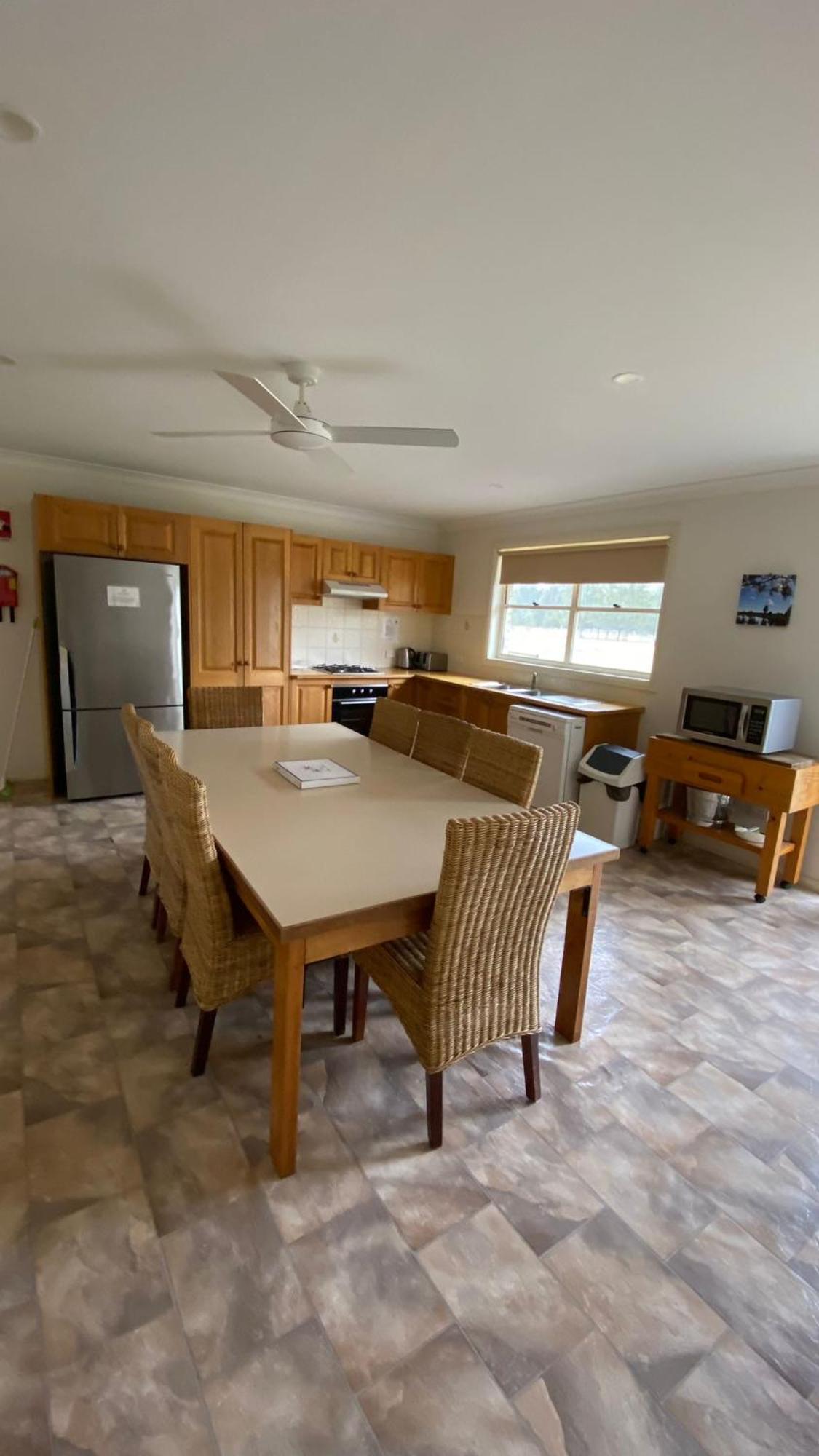 Madigan Wine Country Cottages เลิฟเดล ภายนอก รูปภาพ