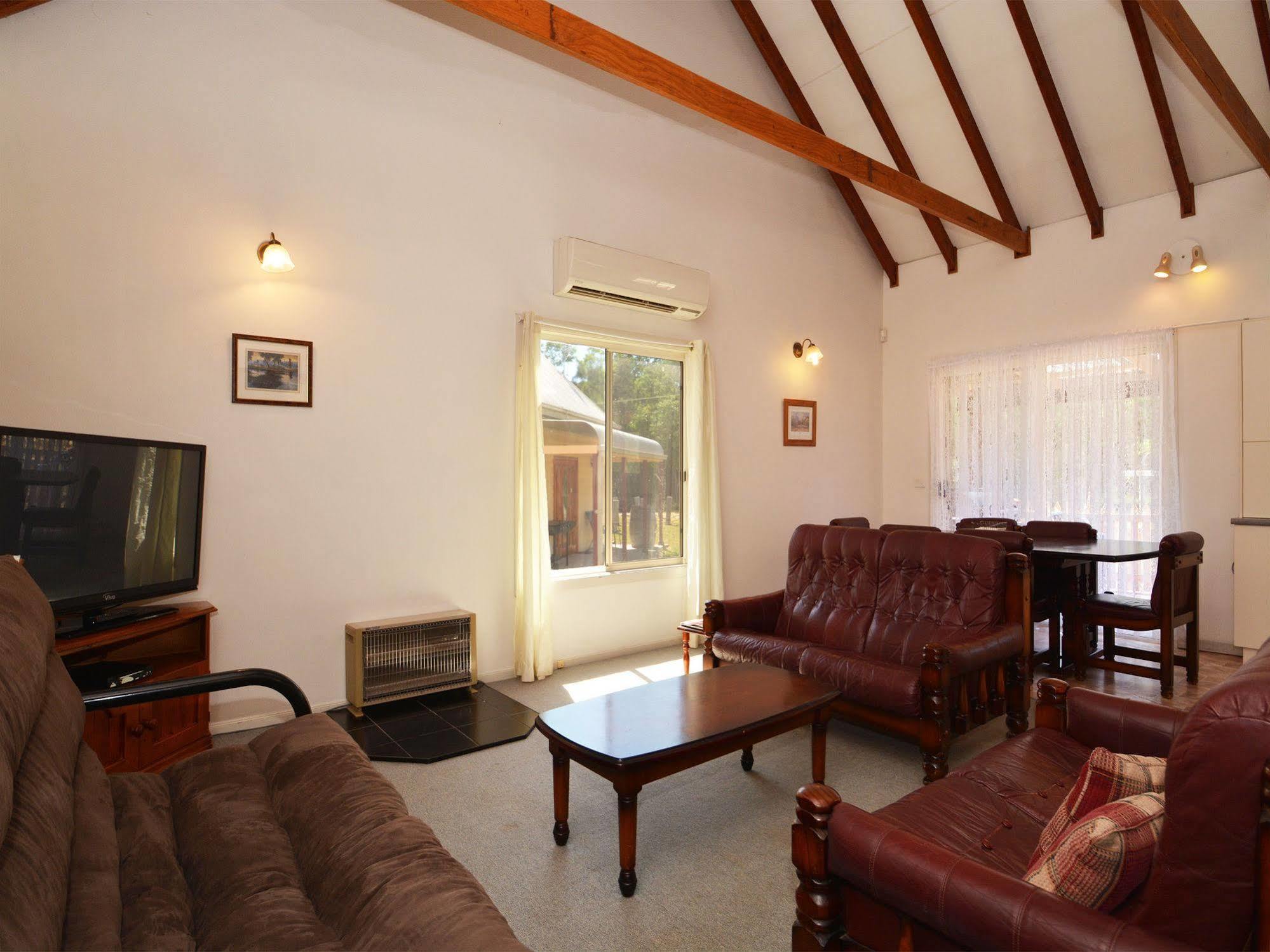 Madigan Wine Country Cottages เลิฟเดล ภายนอก รูปภาพ